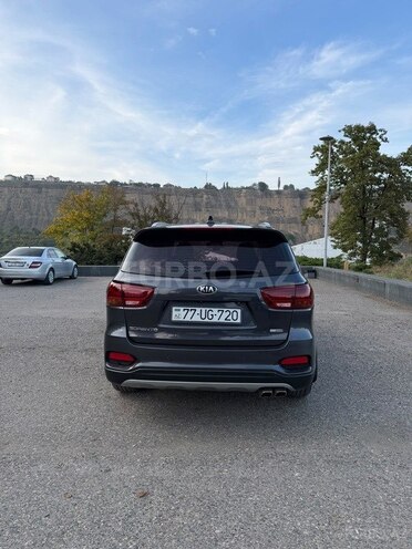 Kia Sorento 2018, 177,000 km - 2.0 l - Bakı
