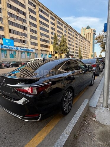 Lexus ES 300h 2020, 80,000 km - 2.5 l - Bakı