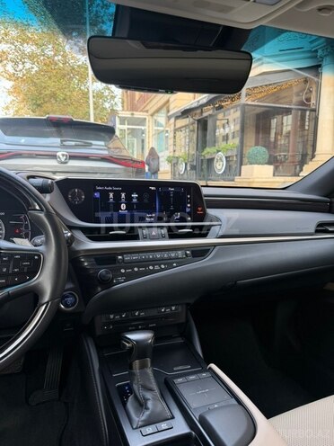 Lexus ES 300h 2020, 80,000 km - 2.5 l - Bakı