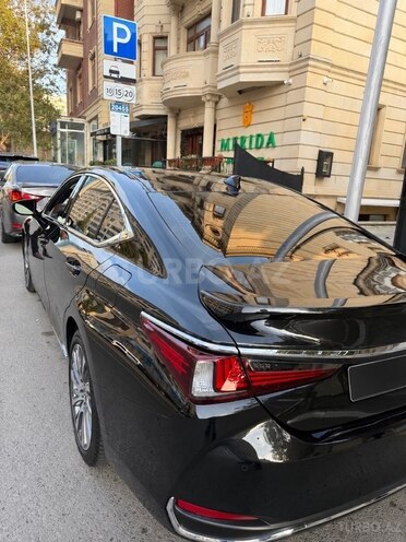 Lexus ES 300h 2020, 80,000 km - 2.5 l - Bakı