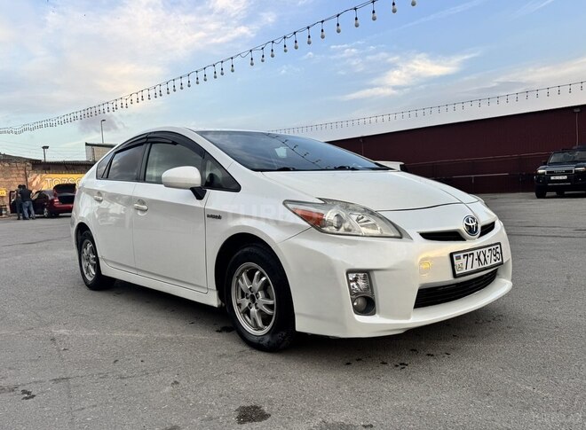 Toyota Prius 2011, 270,000 km - 1.8 l - Bakı