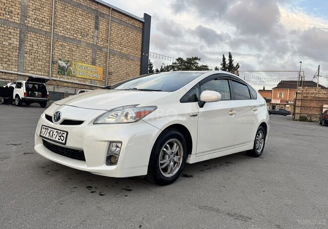 Toyota Prius 2011, 270,000 km - 1.8 l - Bakı