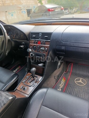 Mercedes C 230 2000, 285,000 km - 2.3 l - Bakı