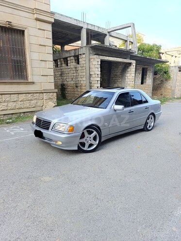 Mercedes C 230 2000, 285,000 km - 2.3 l - Bakı
