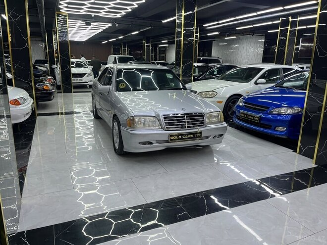 Mercedes C 220 1998, 270,101 km - 2.2 л - Sumqayıt