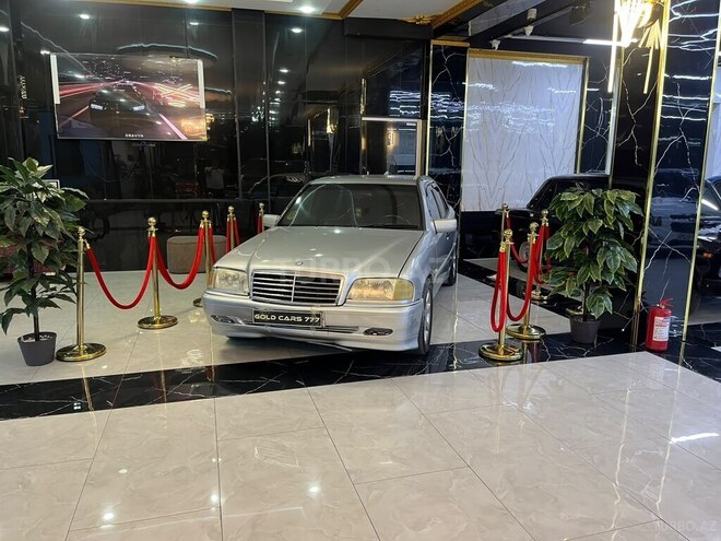 Mercedes C 220 1998, 270,101 km - 2.2 л - Sumqayıt