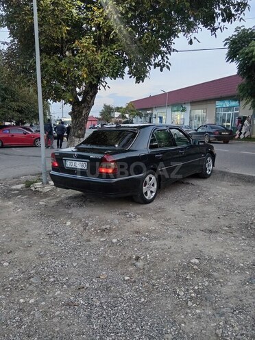 Mercedes C 180 1997, 245,000 km - 1.8 л - Qusar
