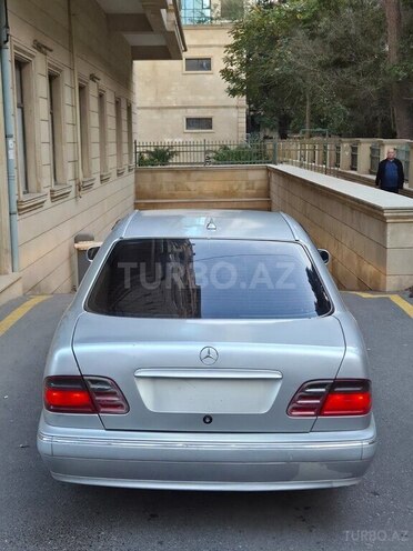 Mercedes E 270 2000, 570,000 km - 2.7 л - Bakı