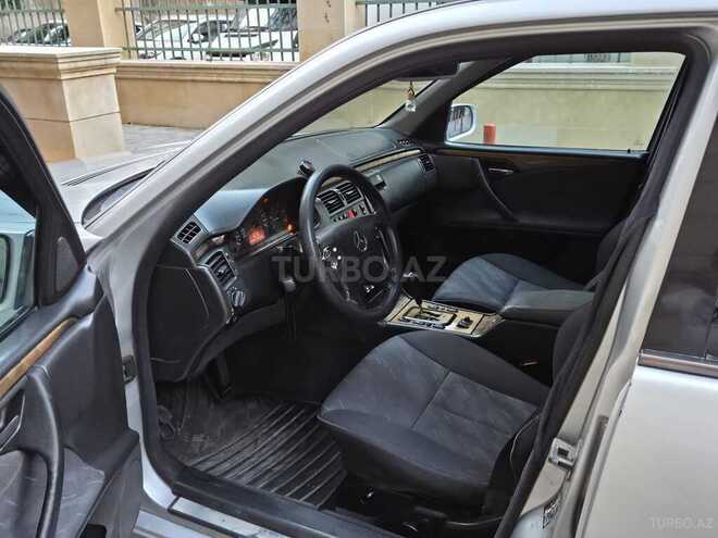 Mercedes E 270 2000, 570,000 km - 2.7 л - Bakı