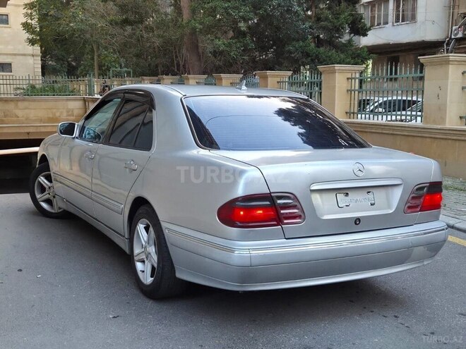 Mercedes E 270 2000, 570,000 km - 2.7 л - Bakı