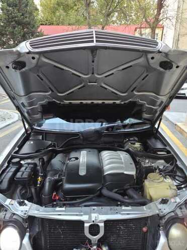 Mercedes E 270 2000, 570,000 km - 2.7 л - Bakı
