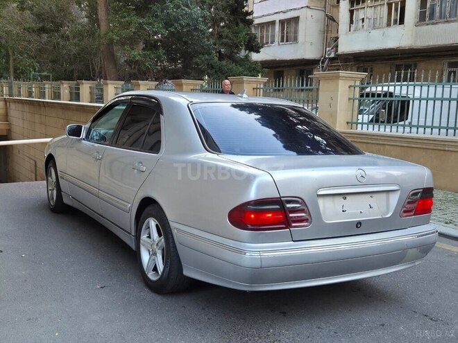 Mercedes E 270 2000, 570,000 km - 2.7 л - Bakı