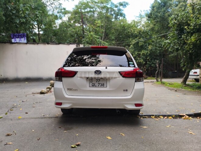 Toyota Corolla Fielder 2018, 158,000 km - 1.5 l - Bakı