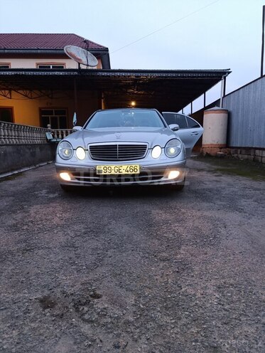 Mercedes E 220 2002, 356,800 km - 2.2 л - Masallı