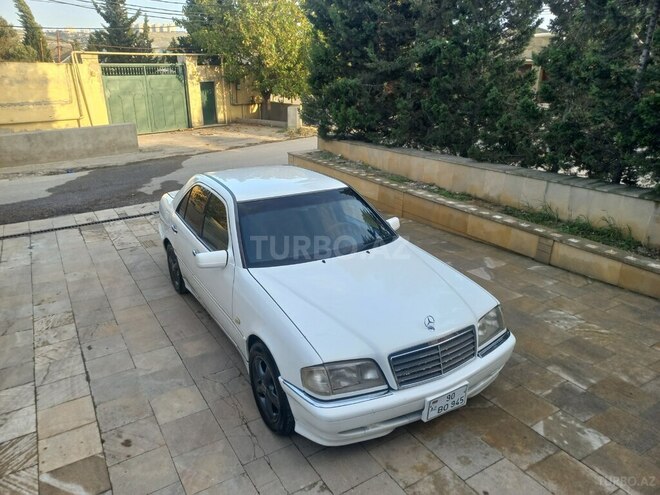 Mercedes C 240 2000, 373,777 km - 2.4 l - Bakı