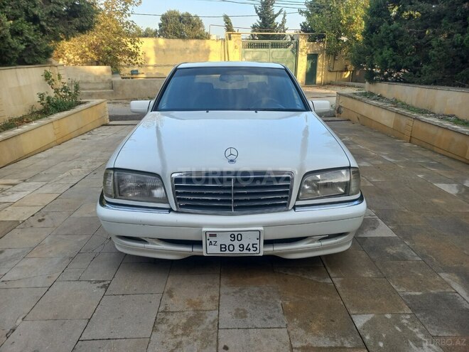 Mercedes C 240 2000, 373,777 km - 2.4 l - Bakı