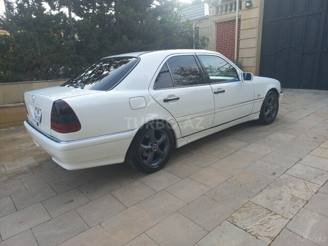 Mercedes C 240 2000, 373,777 km - 2.4 l - Bakı