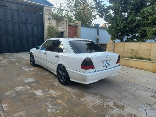 Mercedes C 240 2000, 373,777 km - 2.4 l - Bakı
