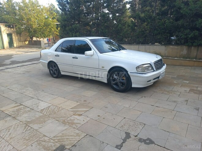 Mercedes C 240 2000, 373,777 km - 2.4 l - Bakı