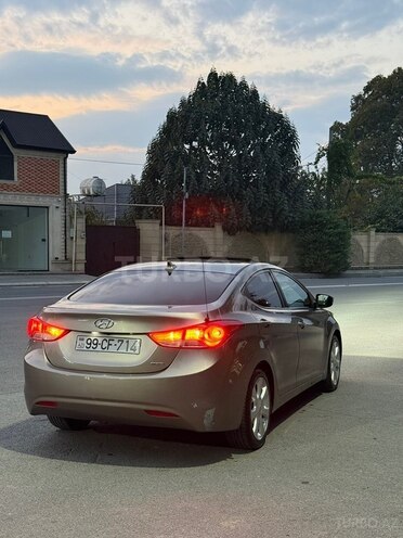Hyundai Elantra 2011, 257,495 km - 1.8 l - Bərdə