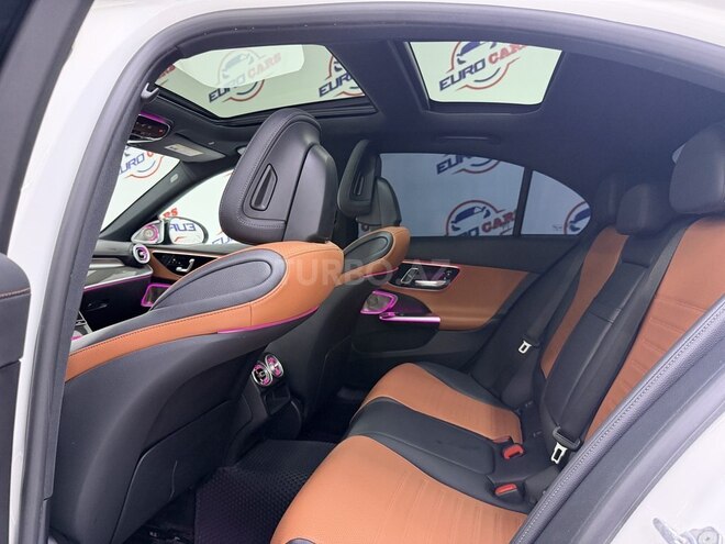 Mercedes C 300 2024, 33,000 km - 2.0 l - Bakı