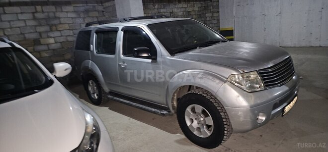 Nissan Pathfinder 2005, 218,000 km - 4.0 l - Sumqayıt