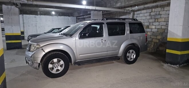 Nissan Pathfinder 2005, 218,000 km - 4.0 l - Sumqayıt