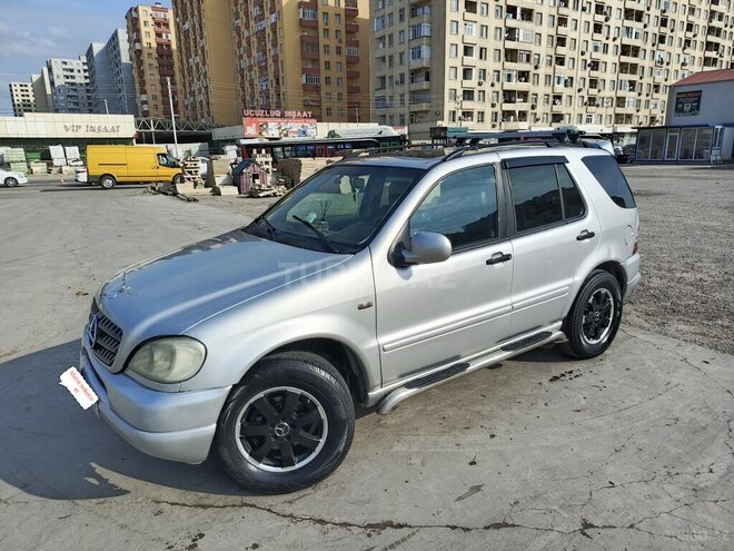 Mercedes ML 320 2000, 285,000 km - 3.2 l - Bakı