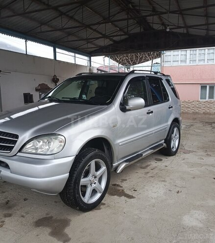 Mercedes ML 320 2000, 285,000 km - 3.2 l - Bakı