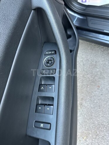 Hyundai Sonata 2017, 136,000 km - 2.0 l - Göyçay