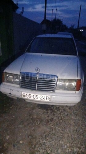 Mercedes  1987, 310,868 km - 2.0 l - Kürdəmir