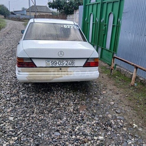 Mercedes  1987, 310,868 km - 2.0 l - Kürdəmir