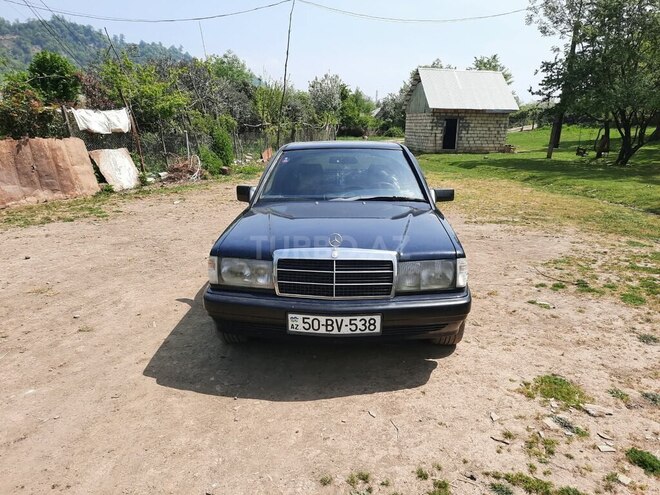 Mercedes 190 1990, 402,781 km - 1.8 l - Lerik