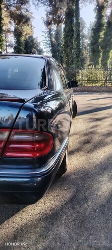 Mercedes E 280 1997, 400,000 km - 2.8 l - Bakı