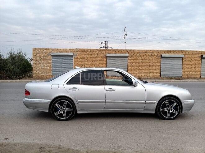 Mercedes E 280 2000, 280,000 km - 2.8 l - Gəncə
