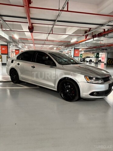 Volkswagen Jetta 2011, 265,000 km - 2.0 л - Bakı