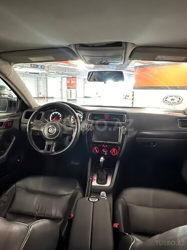 Volkswagen Jetta 2011, 265,000 km - 2.0 л - Bakı
