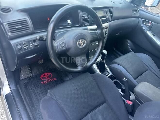 Toyota Corolla 2005, 295,000 km - 1.4 l - Bakı