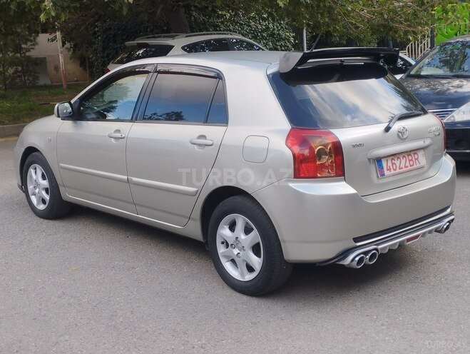 Toyota Corolla 2005, 295,000 km - 1.4 l - Bakı