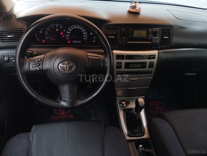 Toyota Corolla 2005, 295,000 km - 1.4 l - Bakı