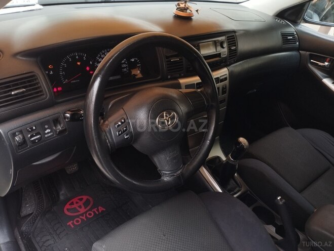 Toyota Corolla 2005, 295,000 km - 1.4 l - Bakı