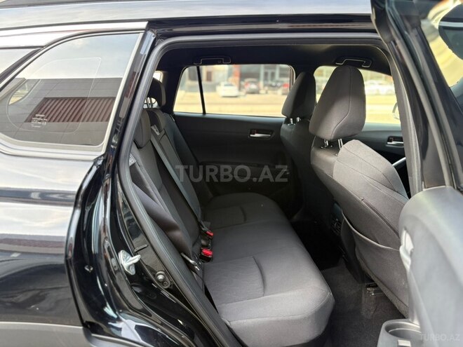 Toyota Corolla Cross 2023, 40,464 km - 2.0 l - Bakı
