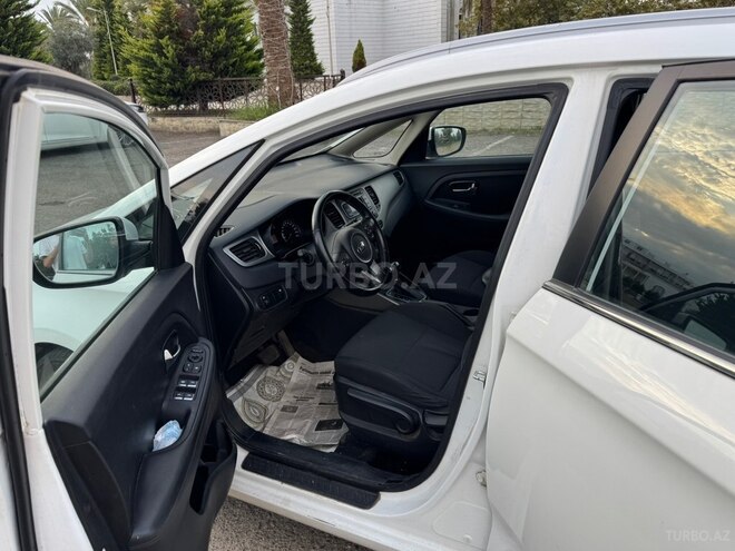 Kia Carens 2014, 68,000 km - 2.0 л - Astara
