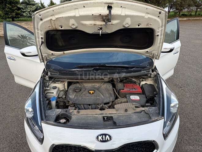 Kia Carens 2014, 68,000 km - 2.0 л - Astara