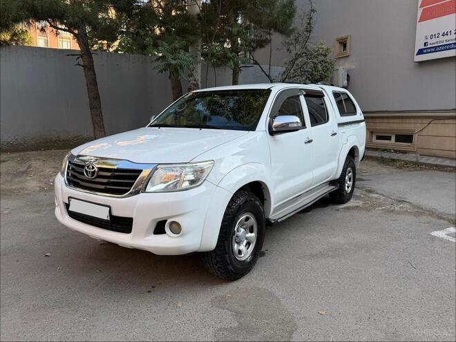 Toyota Hilux 2013, 325,393 km - 2.5 l - Bakı