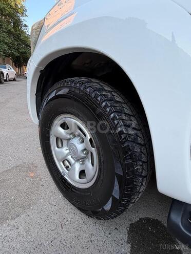 Toyota Hilux 2013, 325,393 km - 2.5 l - Bakı