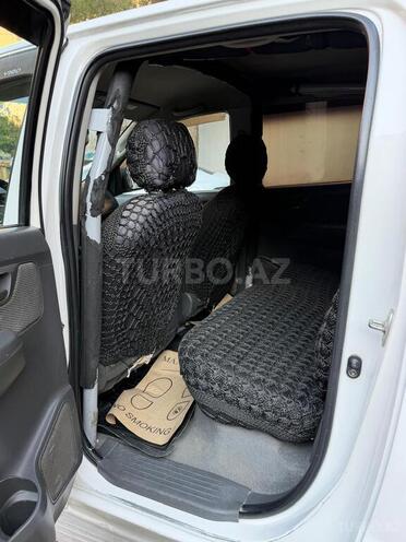 Toyota Hilux 2013, 325,393 km - 2.5 l - Bakı