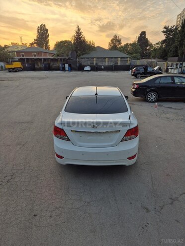 Hyundai Accent 2013, 253,000 km - 1.6 л - Bakı