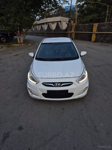 Hyundai Accent 2013, 253,000 km - 1.6 л - Bakı
