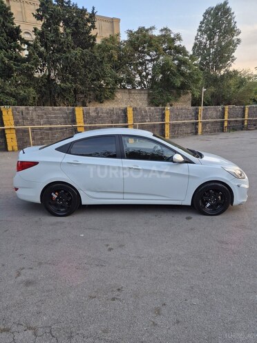 Hyundai Accent 2013, 253,000 km - 1.6 л - Bakı